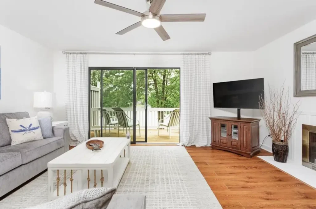 Living area with great views outside