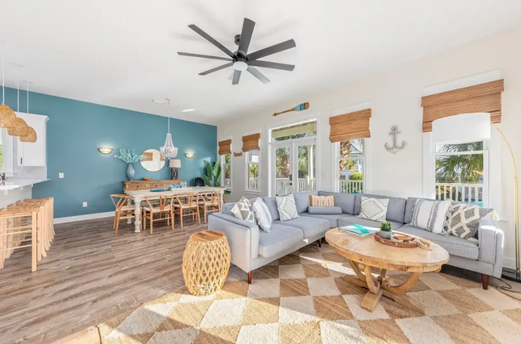 Upstairs spacious dining and living room
