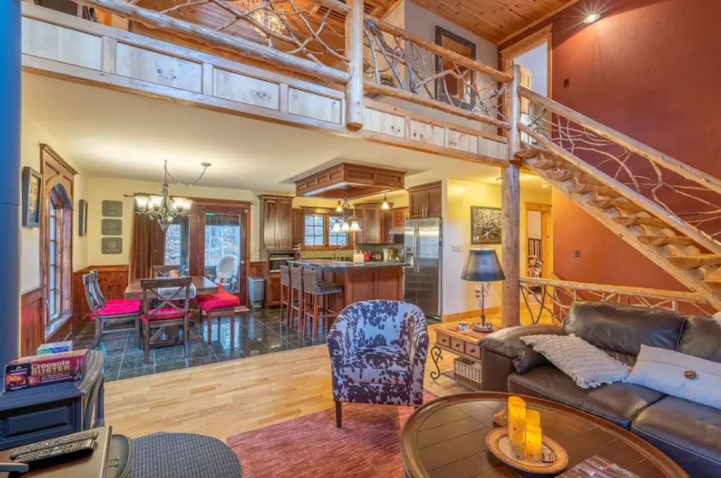 An open floor plan welcomes guests to gather together