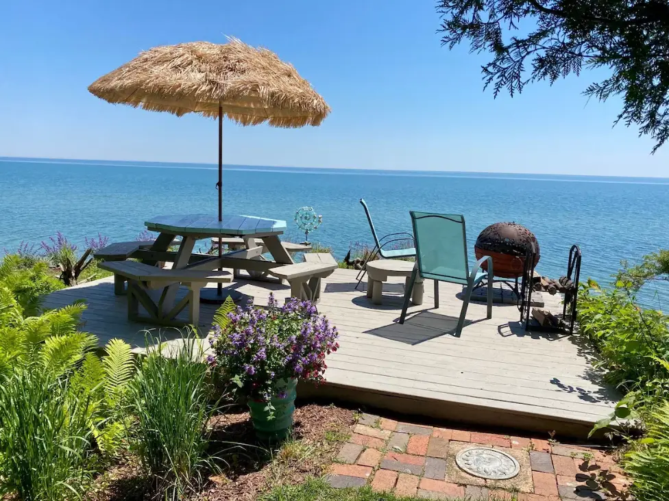 Outdoor dining with stunning beach view