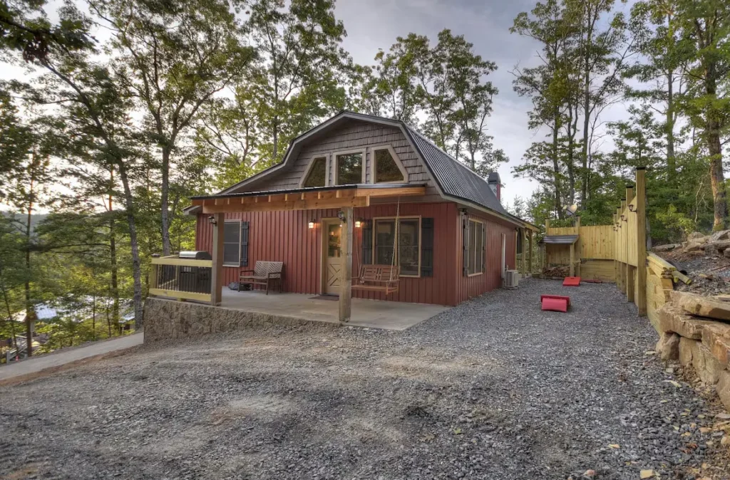 Exterior design of cabin