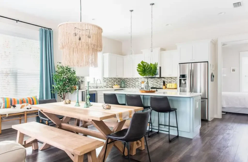Dining & Kitchen