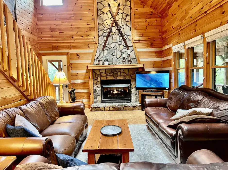 Living room with gas fireplace