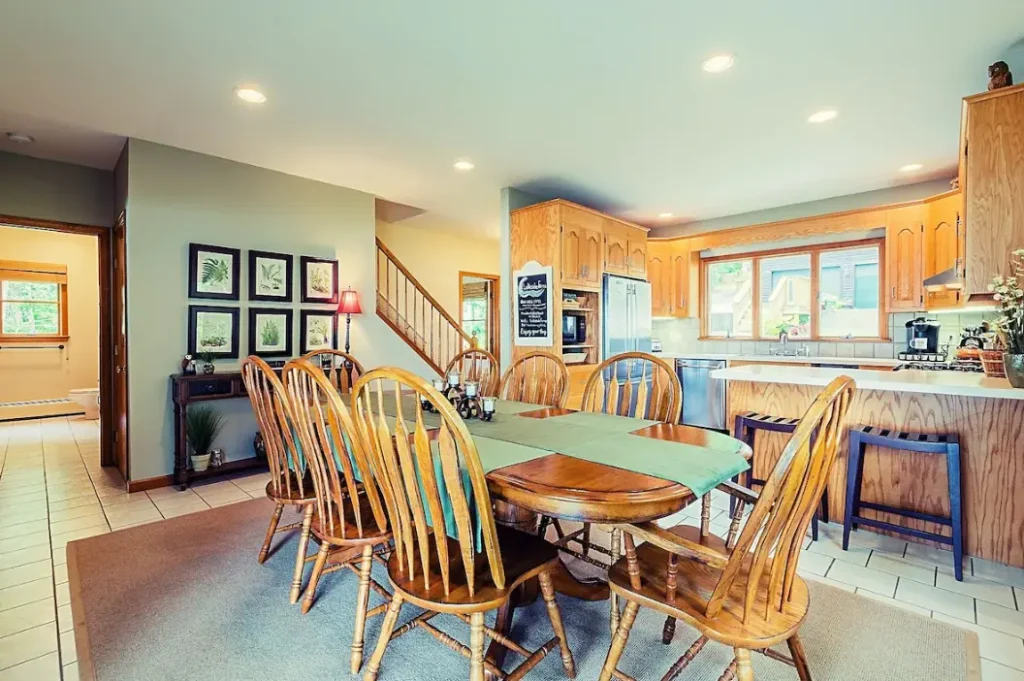Kitchen and dining area