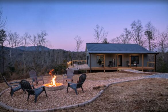 13 Epic Cabins in Dahlonega, GA (Mountain Views, Hot Tubs & More)