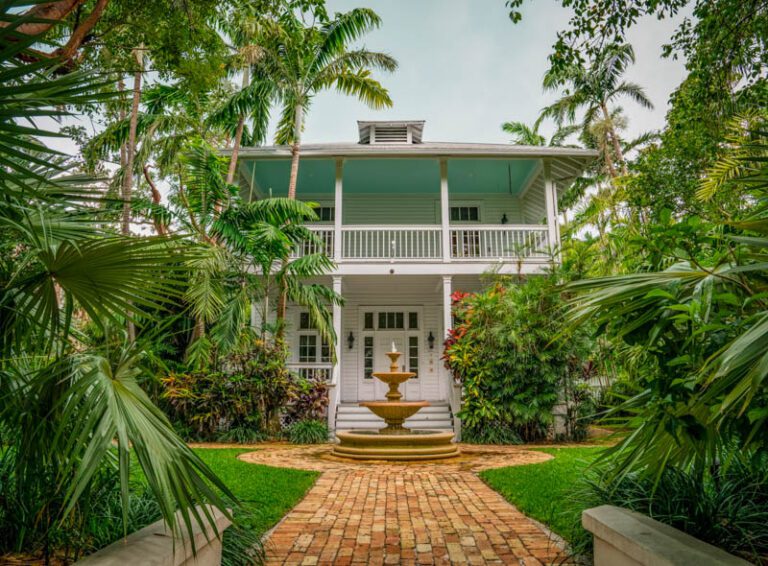 10 Cheapest Airports to Fly Into Florida (Updated 2024)