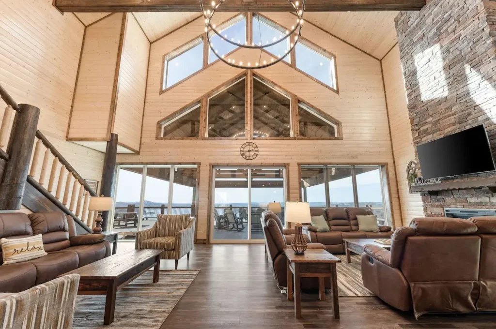 Large room with stunning view