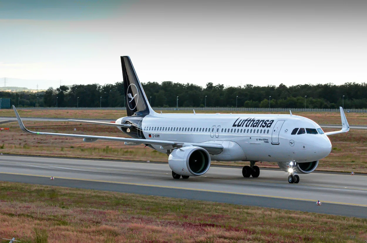 Lufthansa flies to Amsterdam with easy connections through Frankfurt and Munich
