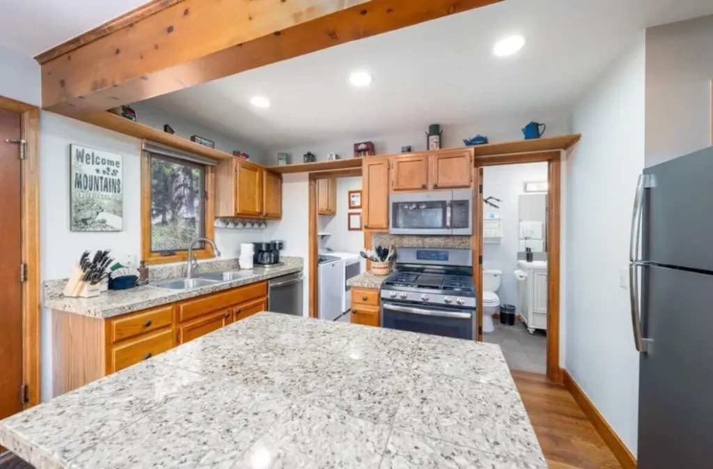 Kitchen area