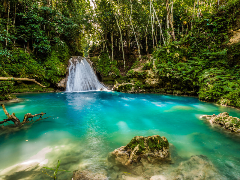 Ochos Rios Blue Hole in Jamaica