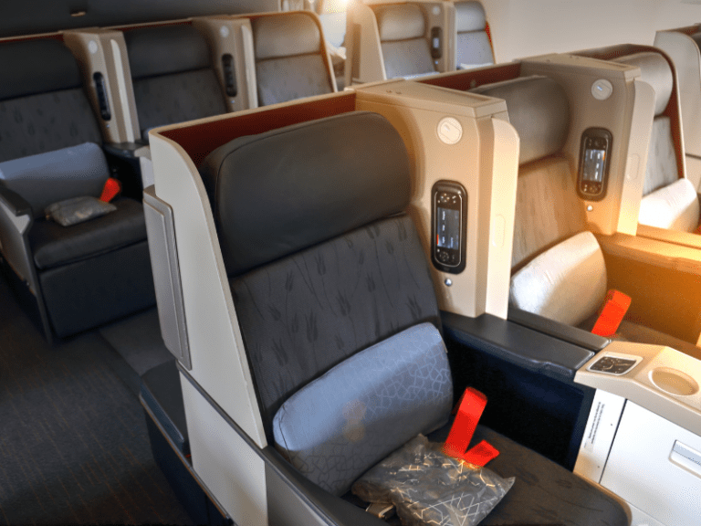 7 Best Airlines for Business Class Global Viewpoint