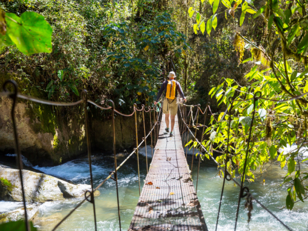 8 Amazingly Cheap Places to Fly in Spring 2026