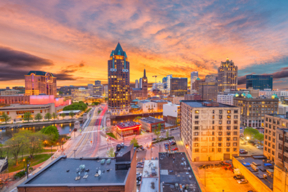 11 Top-Rated Luxury Hotels in Milwaukee, Wisconsin