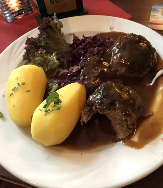 Meatballs, Boiled Potatoes and Red Cabbage