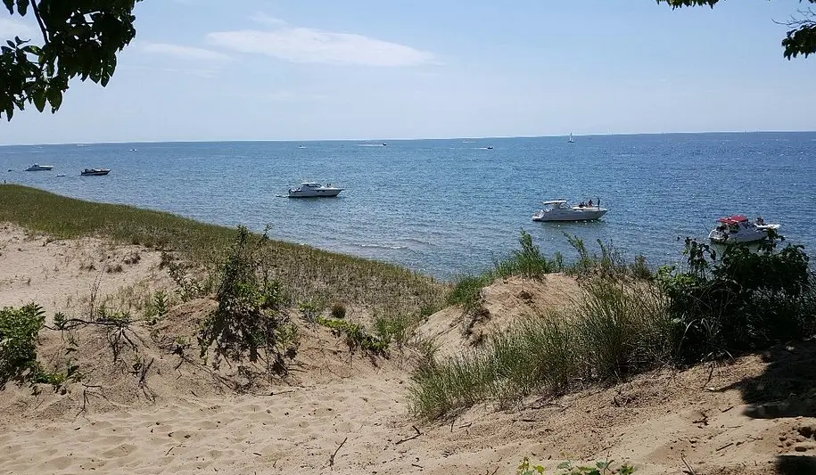 Saugatuck Dunes State Park