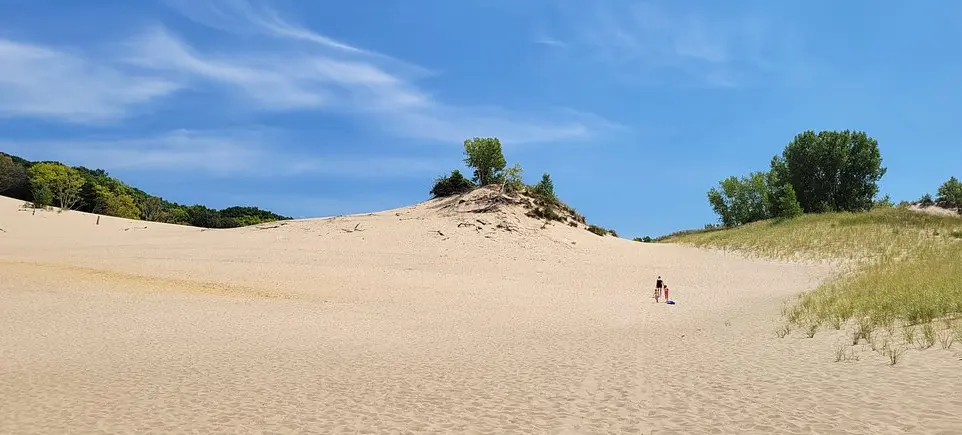 Warren Dunes State Park