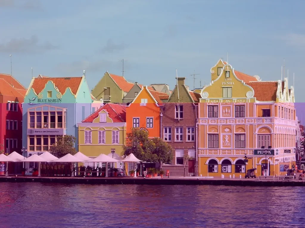 At Queen Emma Pontoon Bridge