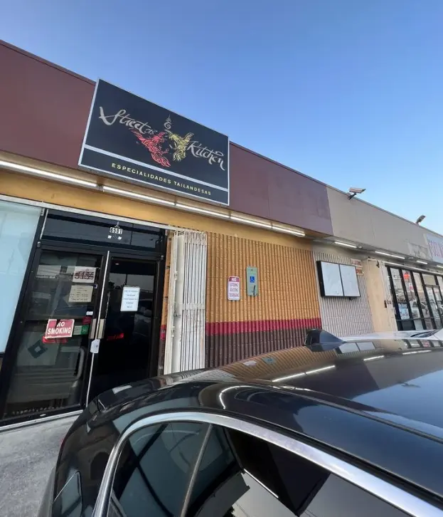 Entrance to Street to Kitchen