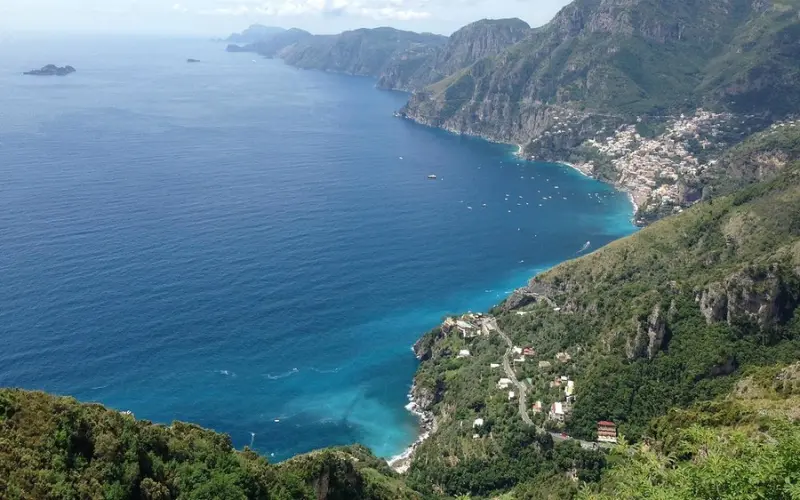 Aerial view of the Path of the Gods hiking trail along the Amalfi Coast.