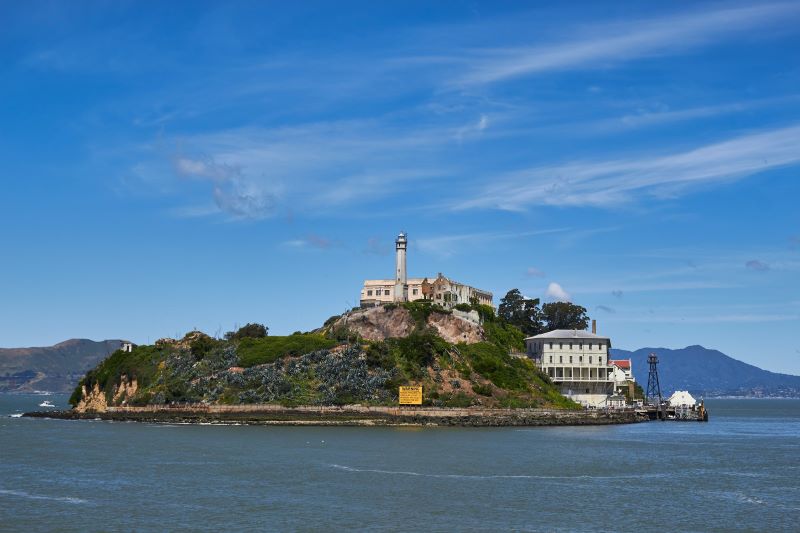 Discover the enigmatic history of Alcatraz Island