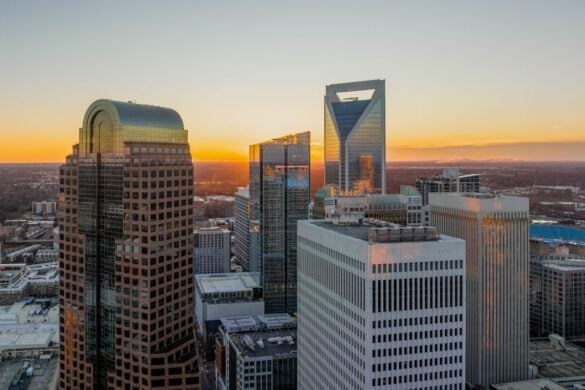 11 AMAZING Things to Do in Charlotte With Teens (Don’t Miss #9)