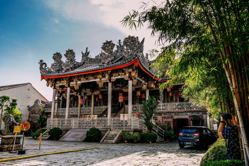 Historic architecture meeting contemporary life in George Town, Penang