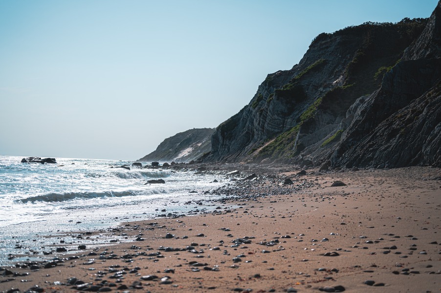 Mohegan Bluffs: Where rugged cliffs embrace the Atlantic's beauty.