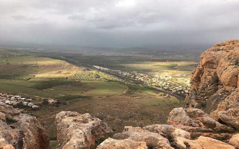 12 STUNNING Places to Visit in Israel (Nature Gone Wild!)