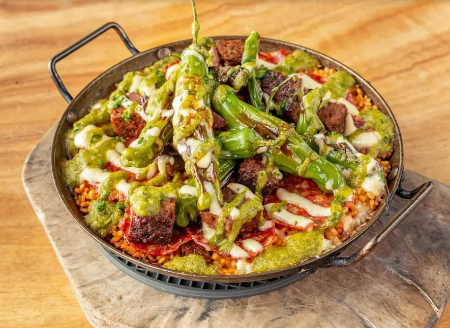 Carne Paella