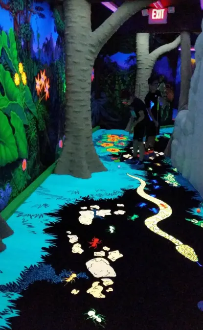 Alien Vacation Mini Golf Attraction