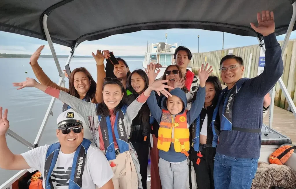 Meet The Seals Boat Tour 