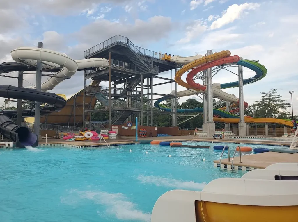 Nashville Shores Lakeside Resort