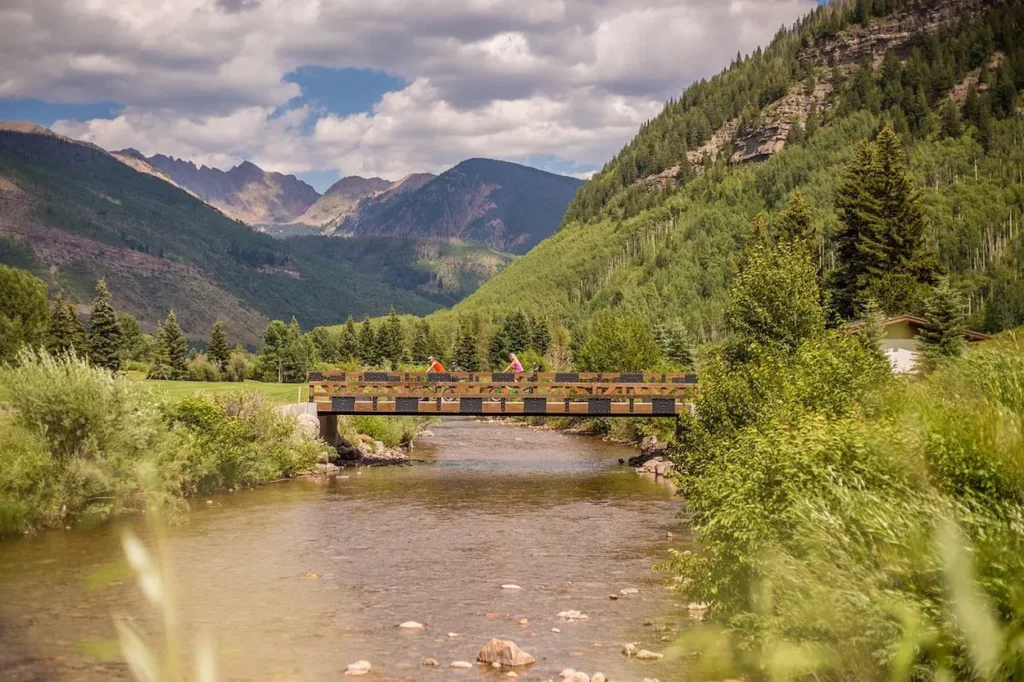 Vail pairs a storybook Bavarian-style village