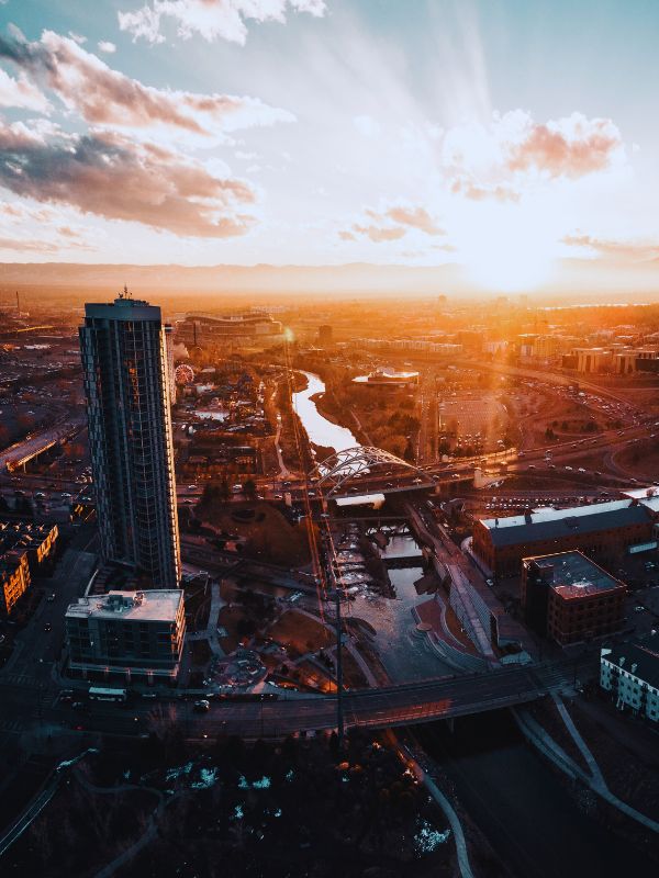 With the Rocky Mountains as its backdrop, Denver has emerged as an affordable destination from Santa Ana for obvious reasons.