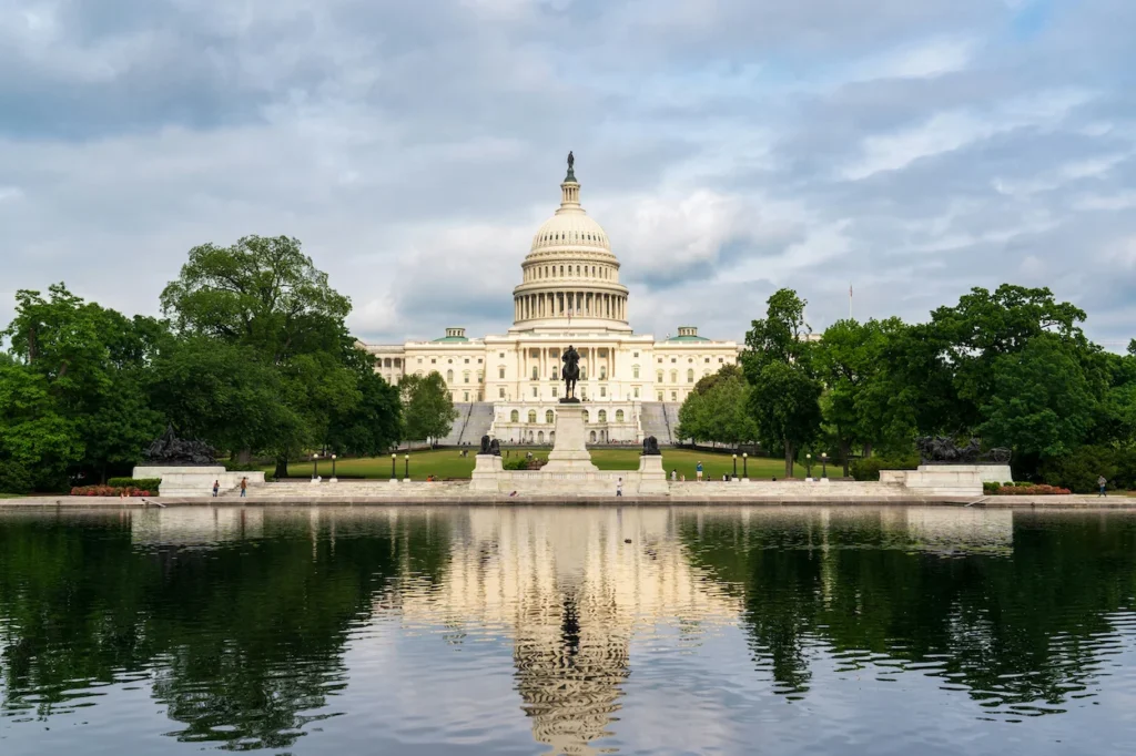 US Capitol building dome reflection Capitol Reflecting Pool Ulysses S Grant Memorial