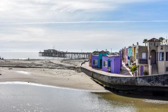 Capitola California Bucket List: Sunset Beaches & Cozy Cafés
