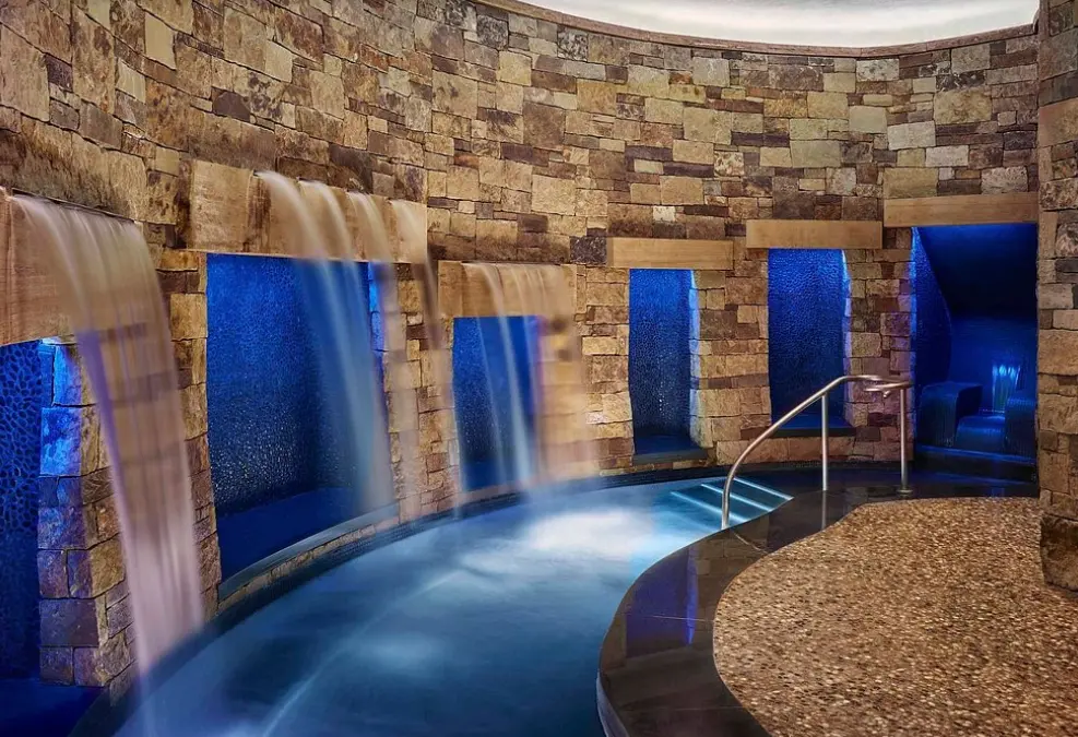 Remede Spa - Confluence Waterfall