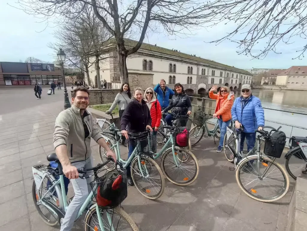 Cycle through Strasbourg