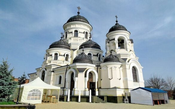 12 Picture-Perfect Places in Moldova That Feel Like a Dream