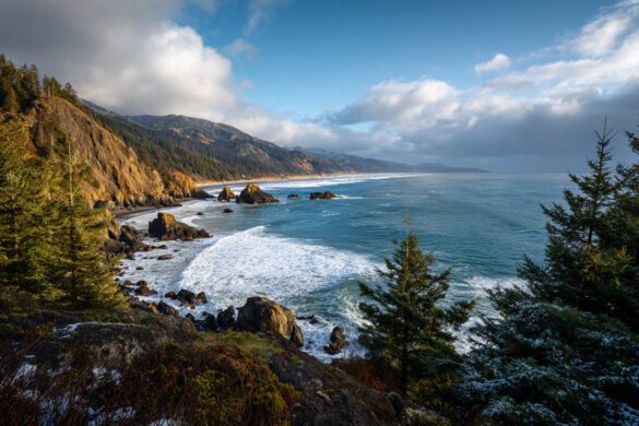 16 Warmest Places to Visit in December 2025 in the USA      Jon Miksis   Updated December 22, 2025    Most Beautiful Destinations Around the World