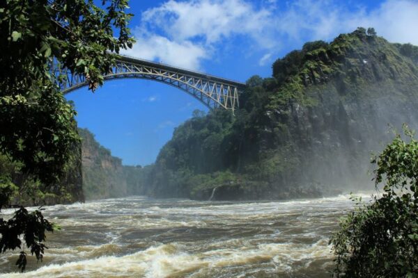 12 INCREDIBLE Places in Zimbabwe to Visit in 2025