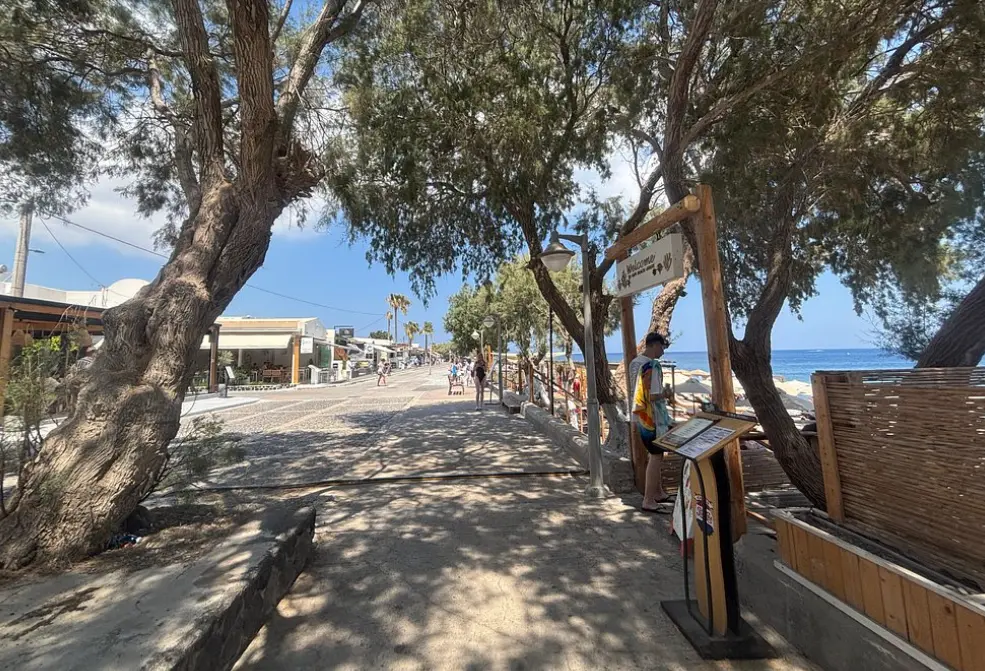 Kamari Beach
