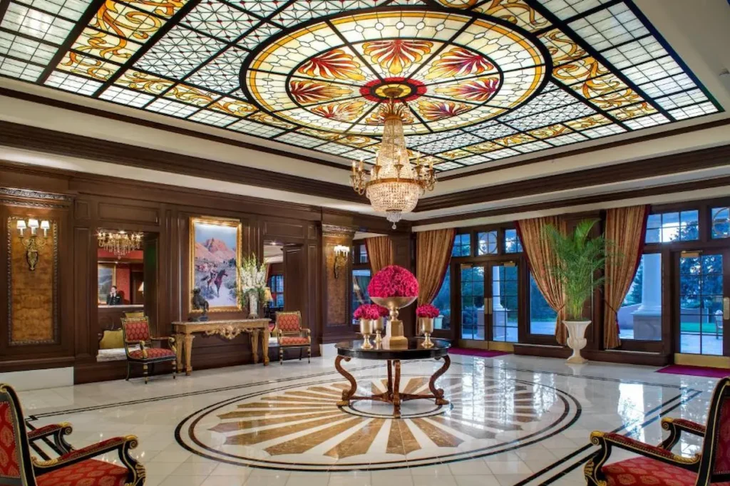 Inside The Broadmoor