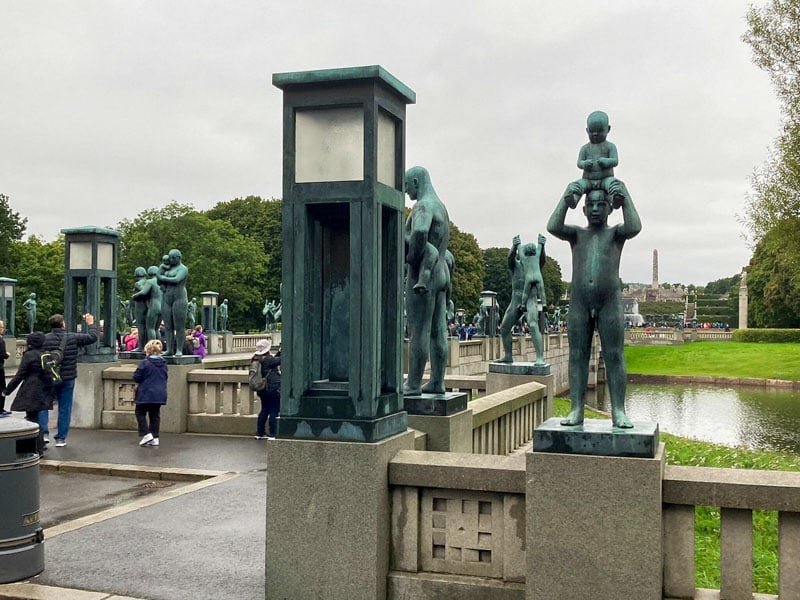 Vigeland Park: World's largest single-artist sculpture park with 200+ sculptures in a lush, green setting.
