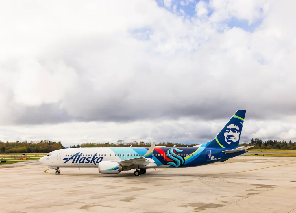 Alaska Airlines Boeing 737-9 passenger aircraft featuring a special Seattle Kraken hockey team livery