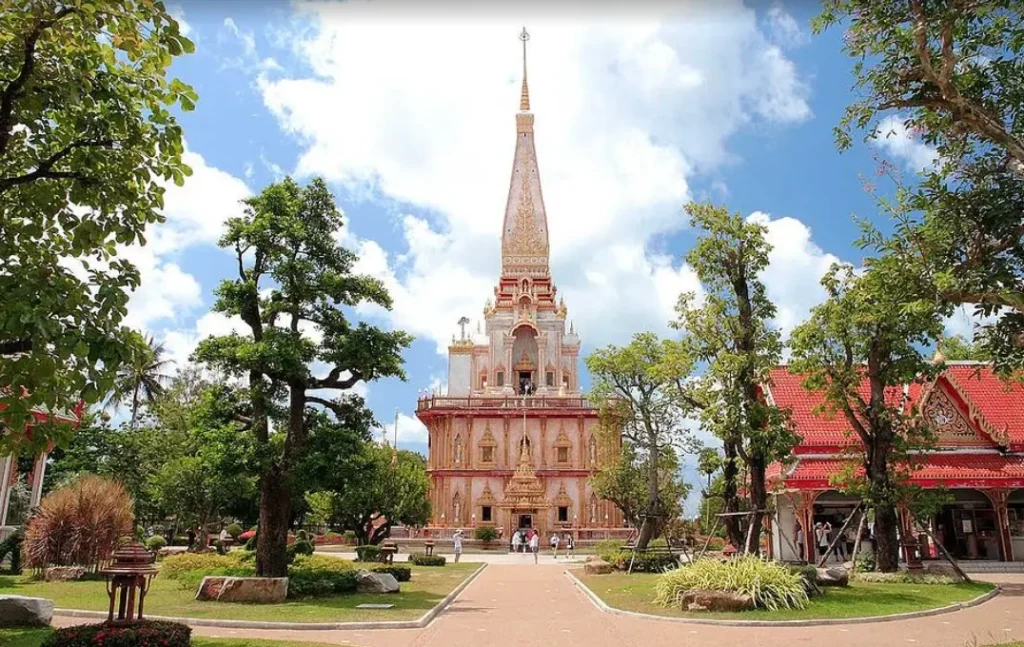Chaithararam Temple (Wat Chalong)