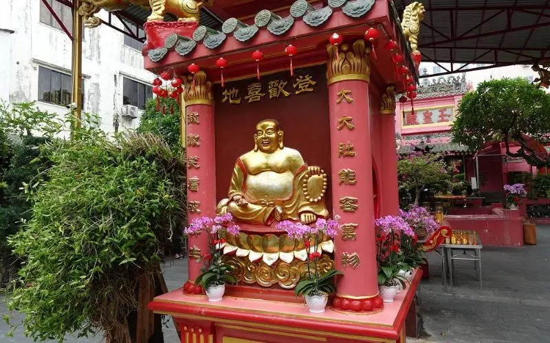 Golden Buddha statue at the Jade Emperor Pagoda in Ho Chi Minh City.