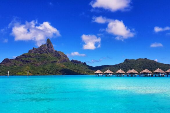 Top 8 Airlines to Fly to Bora Bora from the US (2025)