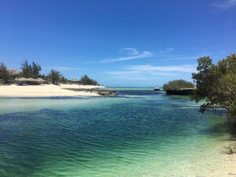 Turquoise waters and white sandy beaches await you on Ilha de Moçambique