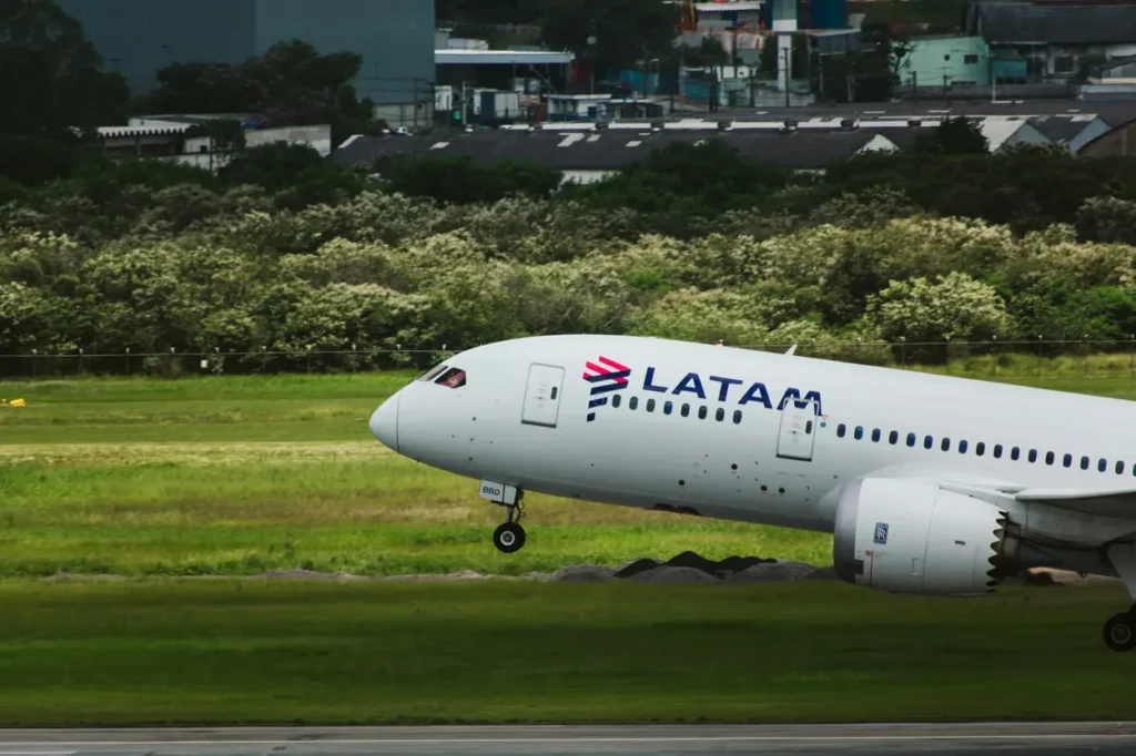 LATAM's new business class suites are the first with privacy doors in South America